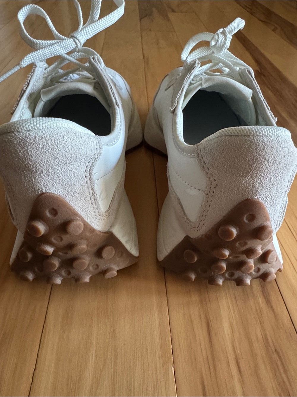 New Balance 327 Sneakers - Linen with Sea Salt - 7.5 Women’s - Picture 2 of 10